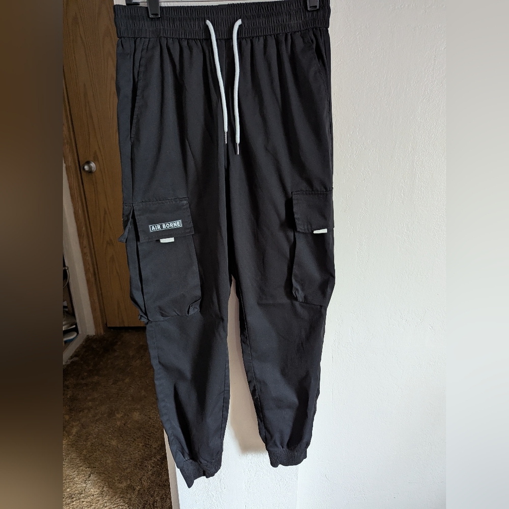 SHEIN Men's Black Cargo Pants with Drawstring